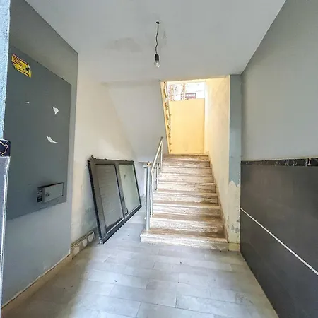 Fa Fa 686 Apartment Golem (Tirana)